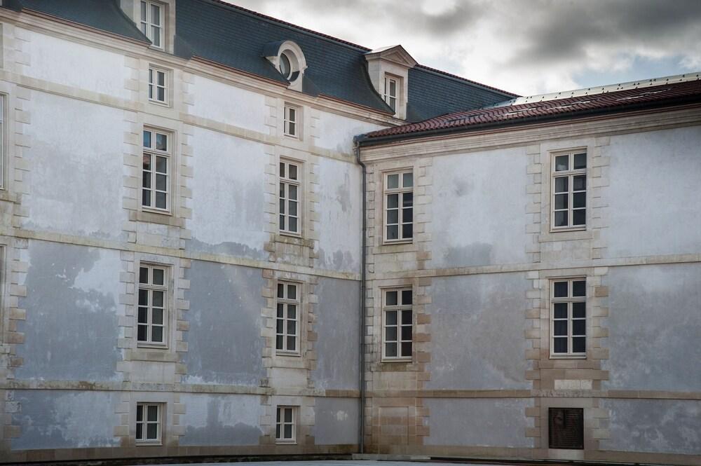 Résidence de la Corderie Royale - Meublés de Tourisme Rochefort  Esterno foto